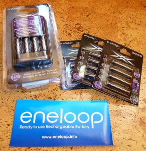 Sanyo eneloop XX Ladegerät + 4 eneloop XX AA + 3x 4er Pack eneloop XX AAA